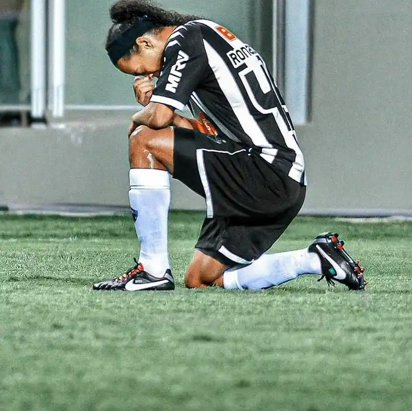 制造威胁 制造威胁