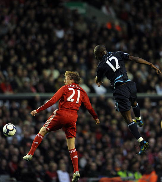 他成立了 他成立了