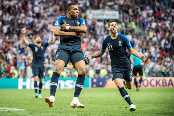 绿军3换1达成！底薪捡漏板凳匪徒，塔图姆虽重伤，但阵容依旧出色.