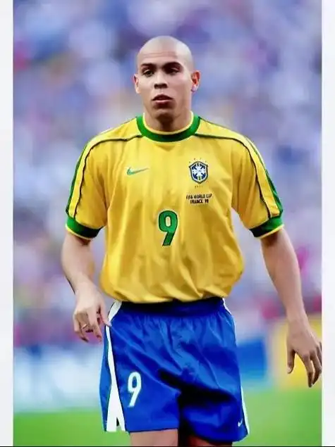 许尔策勒：维尔贝克、范黑克等4人将复出战枪手，魏费尔待定（许尔策勒：维尔贝克、范黑克等四将复出迎战阿森纳，魏费尔出战成疑）